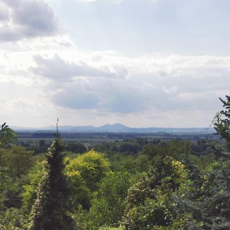 Sunset House Piestany Bungalow Banka Buitenkant foto
